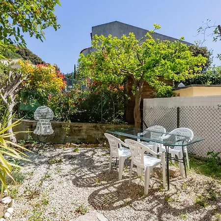 Little Garden 3 Pers Jardin Apartment *